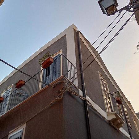 Narciso Boutique Apartment Ачиреале Экстерьер фото