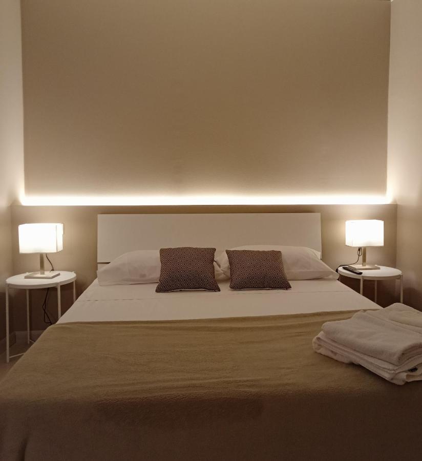 Narciso Boutique Apartment Ачиреале Экстерьер фото
