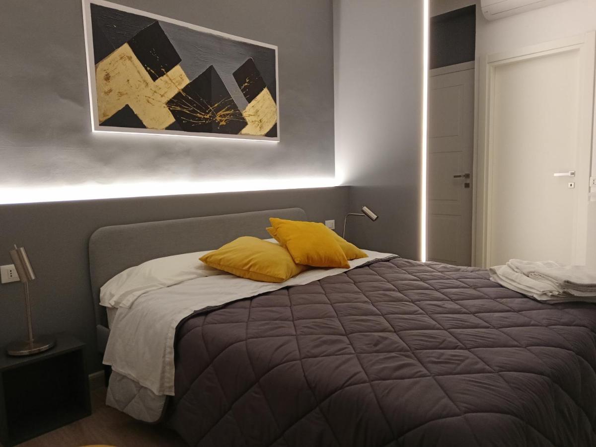 Narciso Boutique Apartment Ачиреале Экстерьер фото
