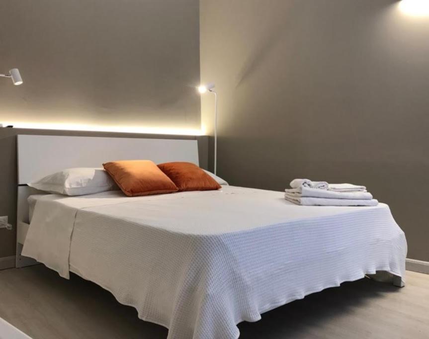 Narciso Boutique Apartment Ачиреале Экстерьер фото