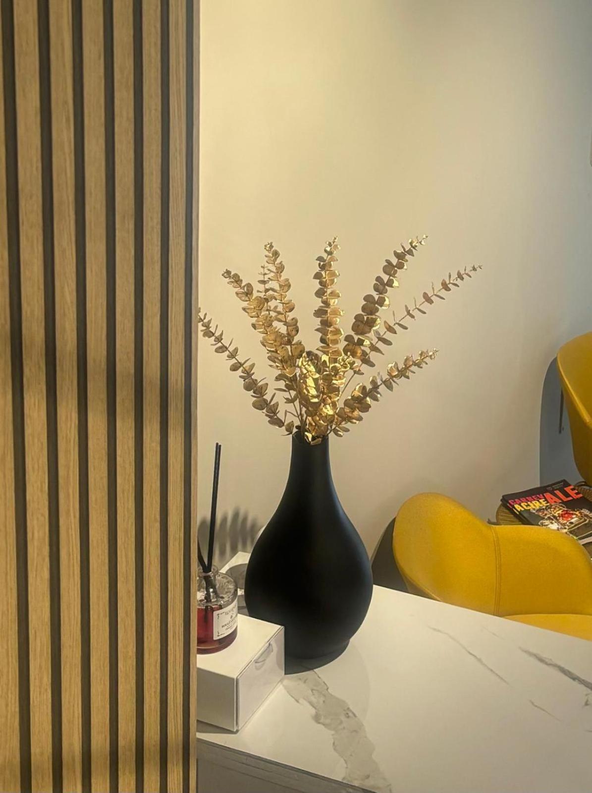 Narciso Boutique Apartment Ачиреале Экстерьер фото